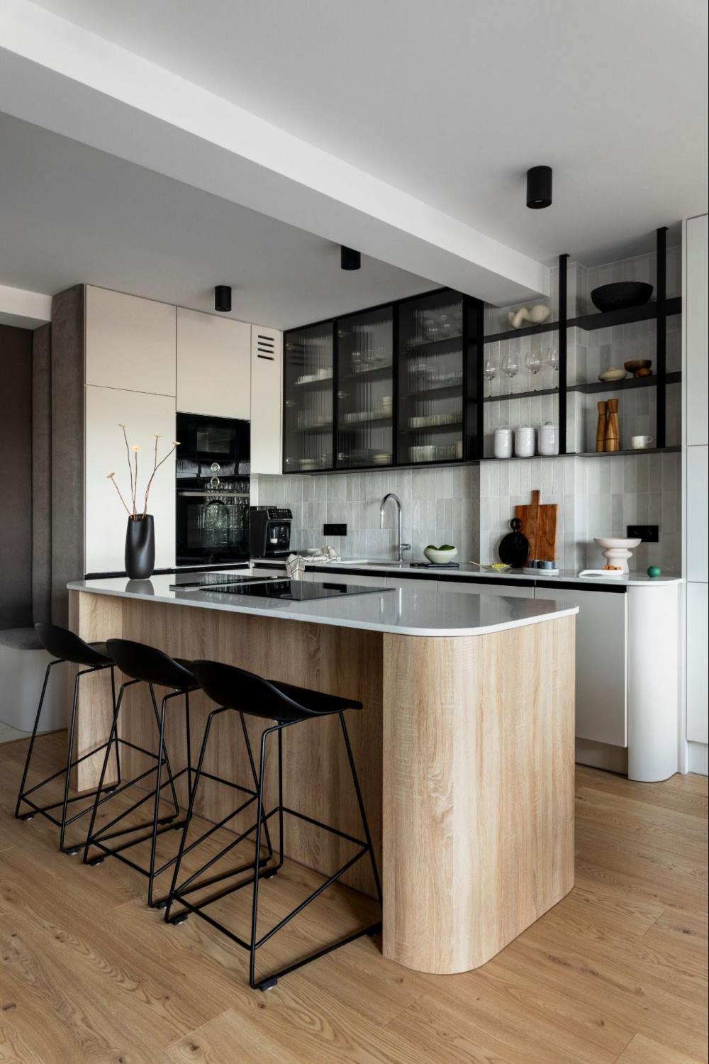Modern Kitchen with White Countertop and seating