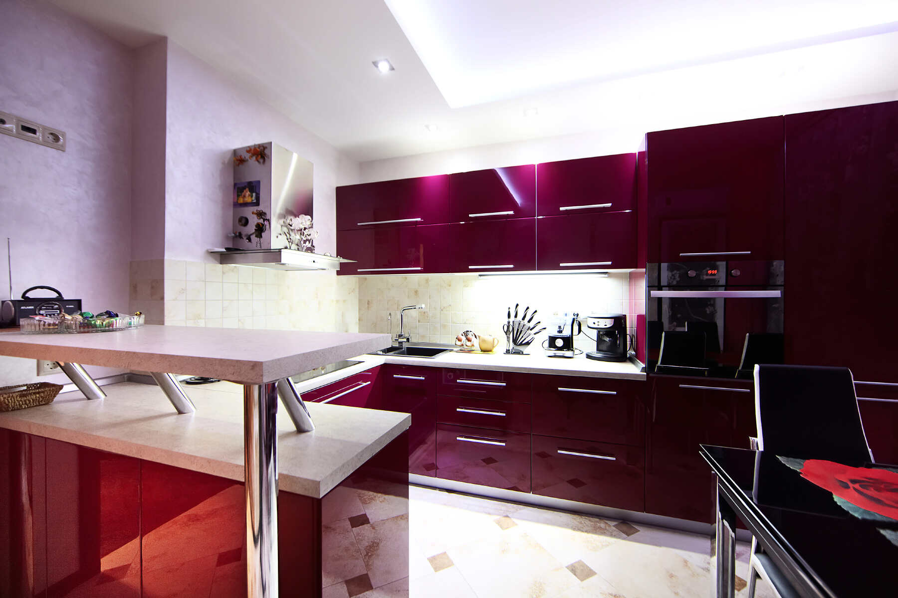 berry themed kitchen
