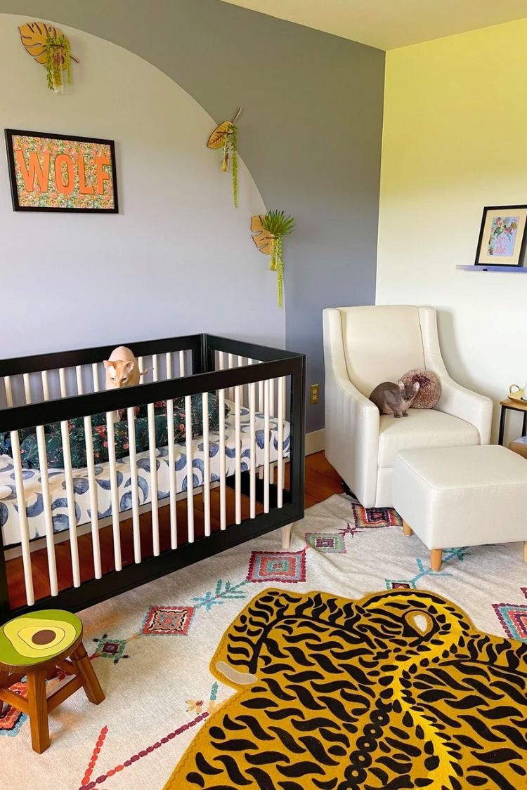 fun gender neutral boho nursery (3)
