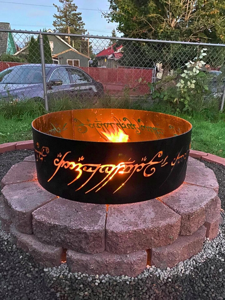 18 Elegant Fire Pit Landscaping Ideas For Your Home - H.M.G