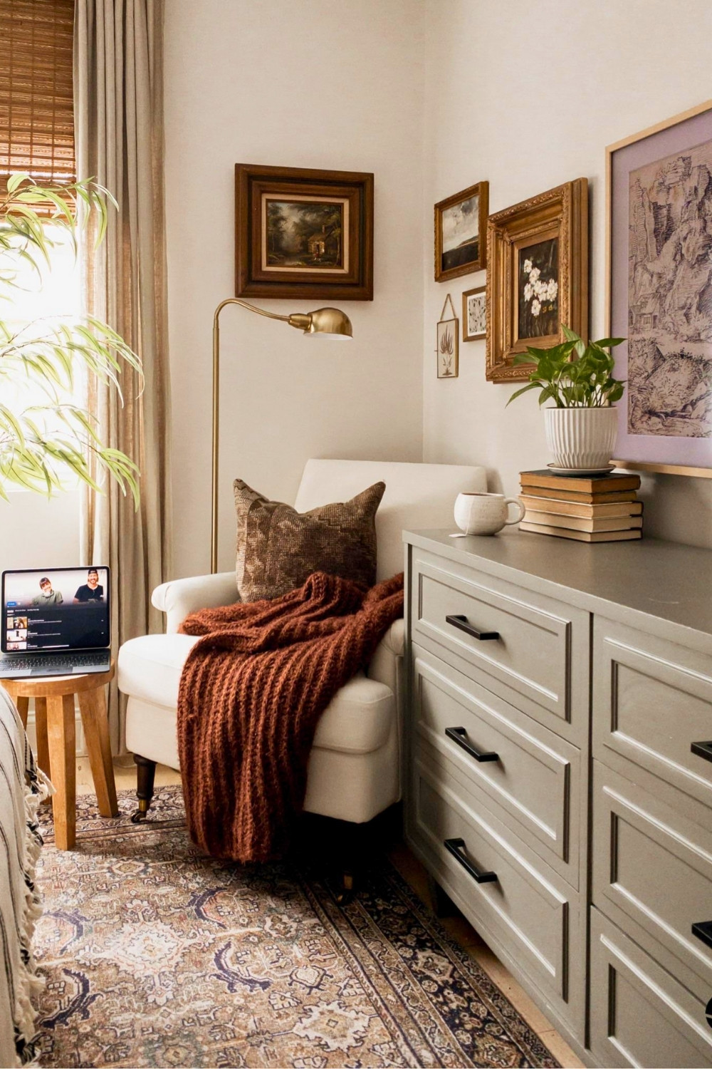 Fall-Inspired Bedroom Nook with Layered Textures and Charm