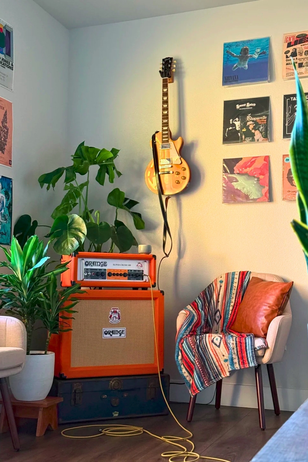 Guitar and Vinyl Lover’s Cozy Corner