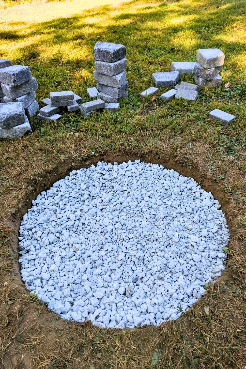 Round Fire Pit Base With Crushed Stone Drainage Prep (DIY)