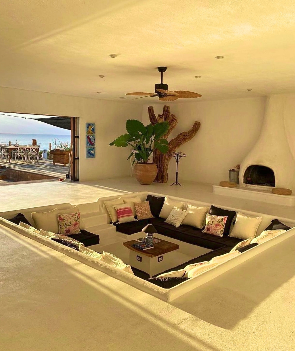 White modern sunken pit with beach view