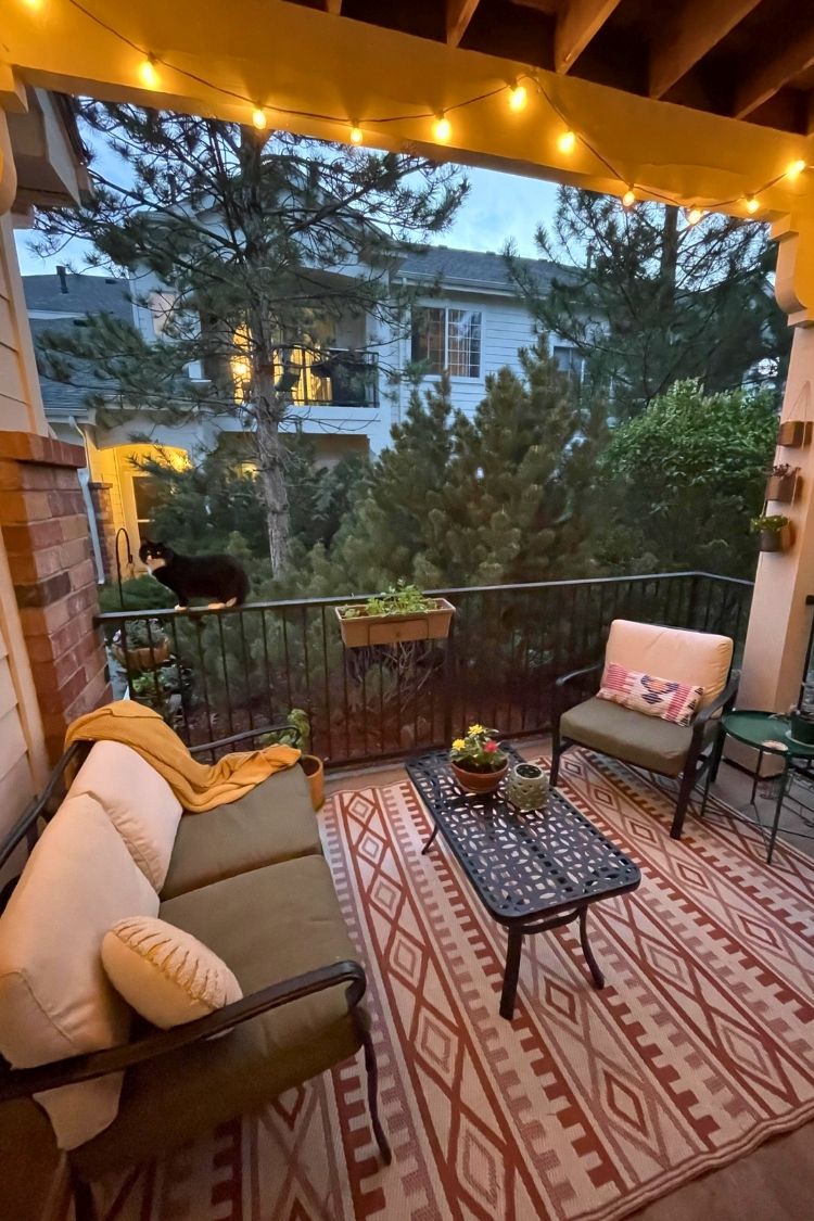 boho small apartment patio