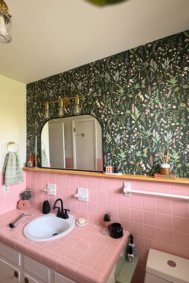 boho wallpaper for bathroom