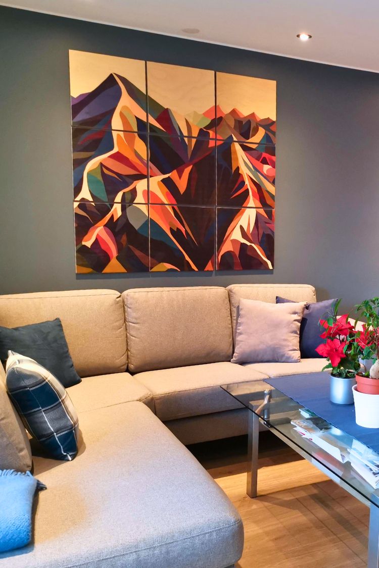 gallery wall above a couch (5)