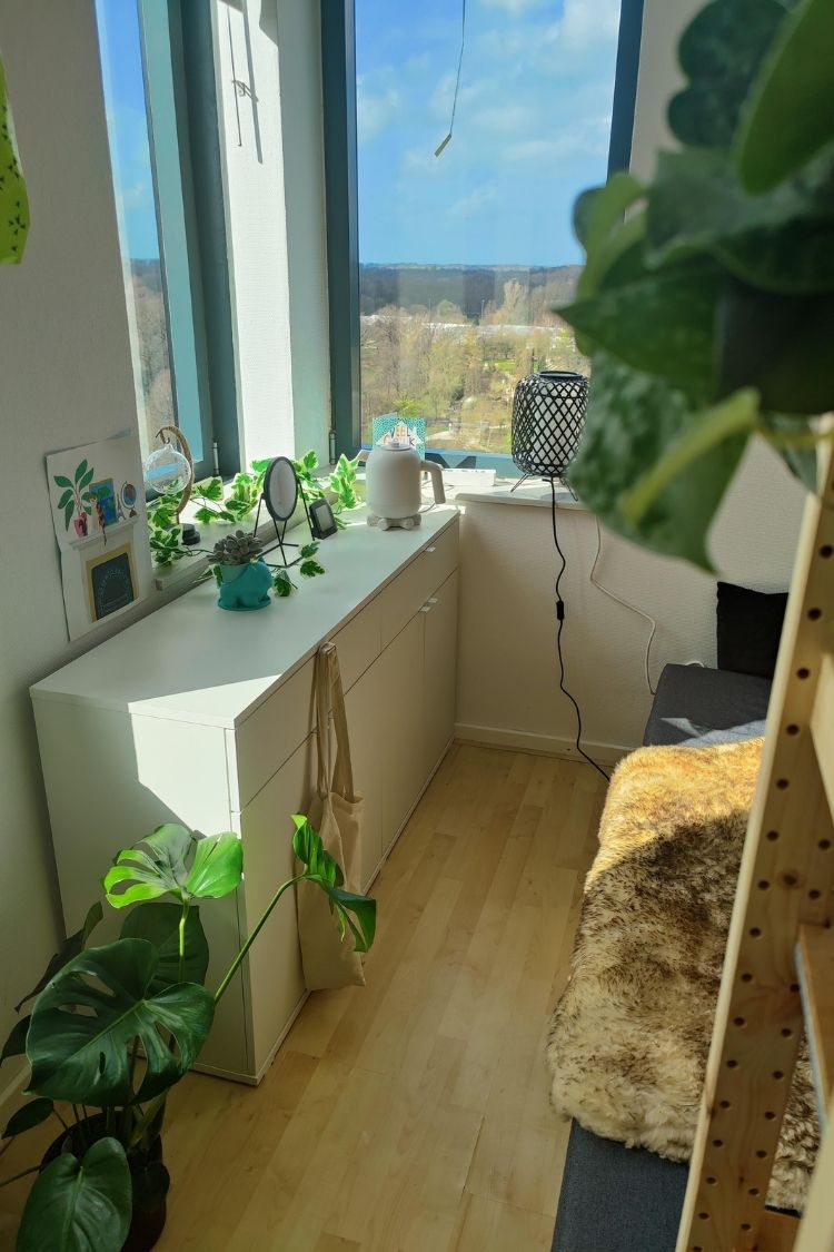 seating area in girl dorm room