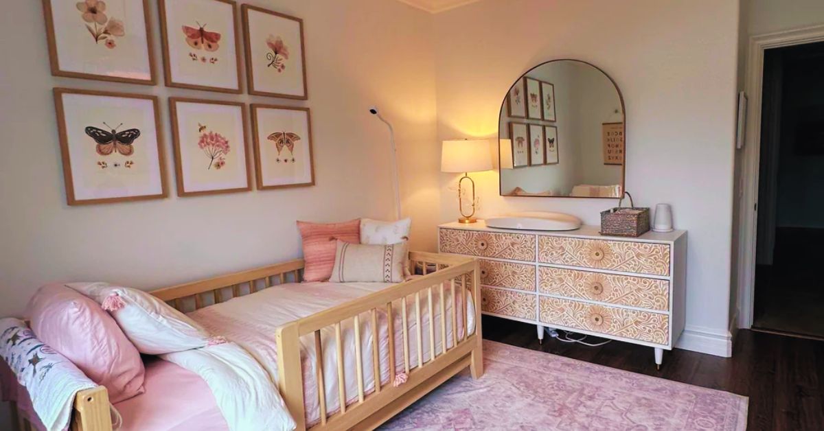 small toddler girl bedroom