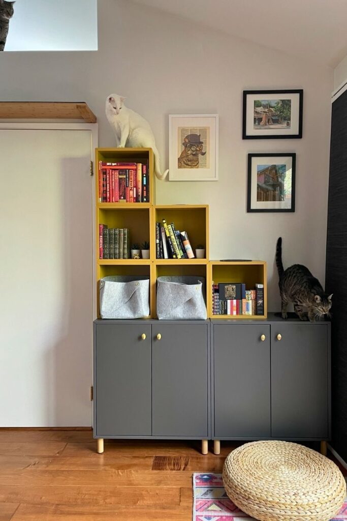 20+ Brilliant Ideas to Maximize Storage in Your Small Bedroom - H.M.G