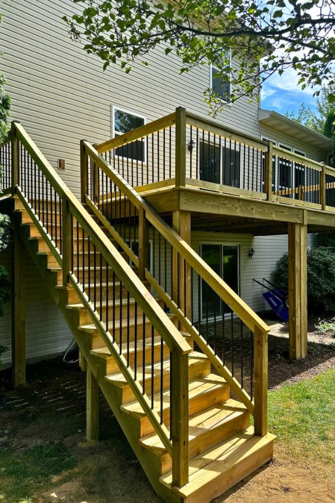 25+ Creative Deck Stair Ideas That Will Make Your Neighbors Jealous ...