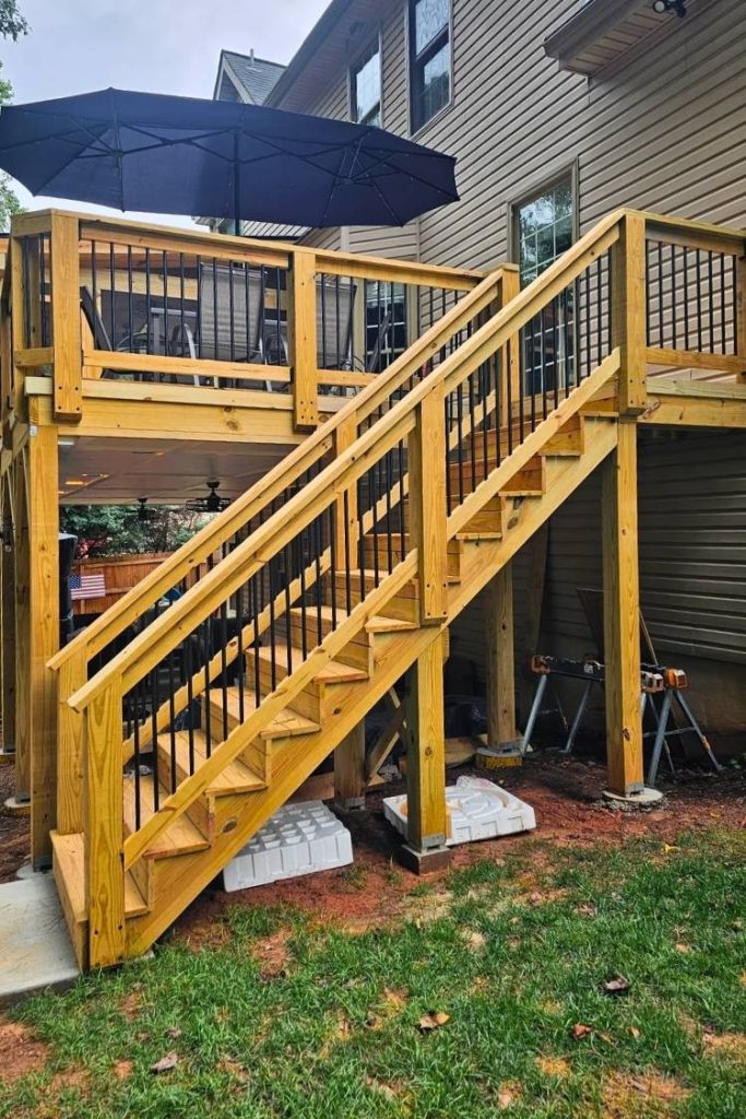 25+ Creative Deck Stair Ideas That Will Make Your Neighbors Jealous ...