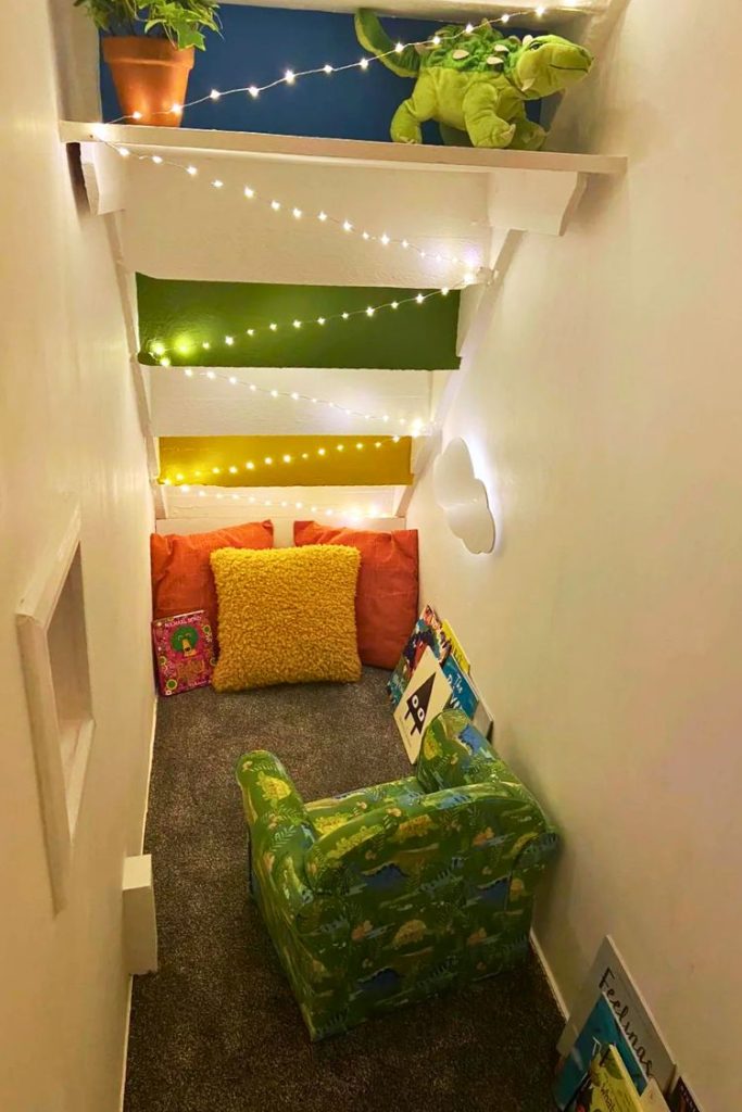 15+ Fun Play Area Ideas Under the Stairs for Kids - H.M.G