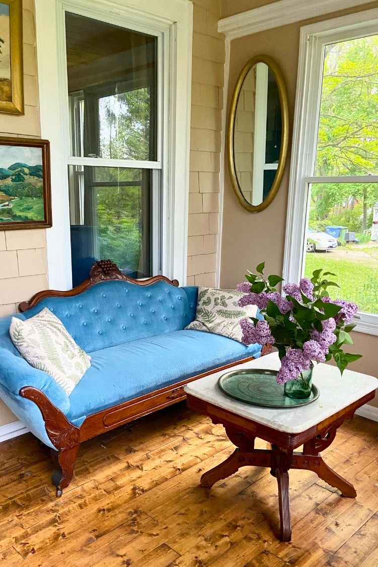 front porch with sitting area