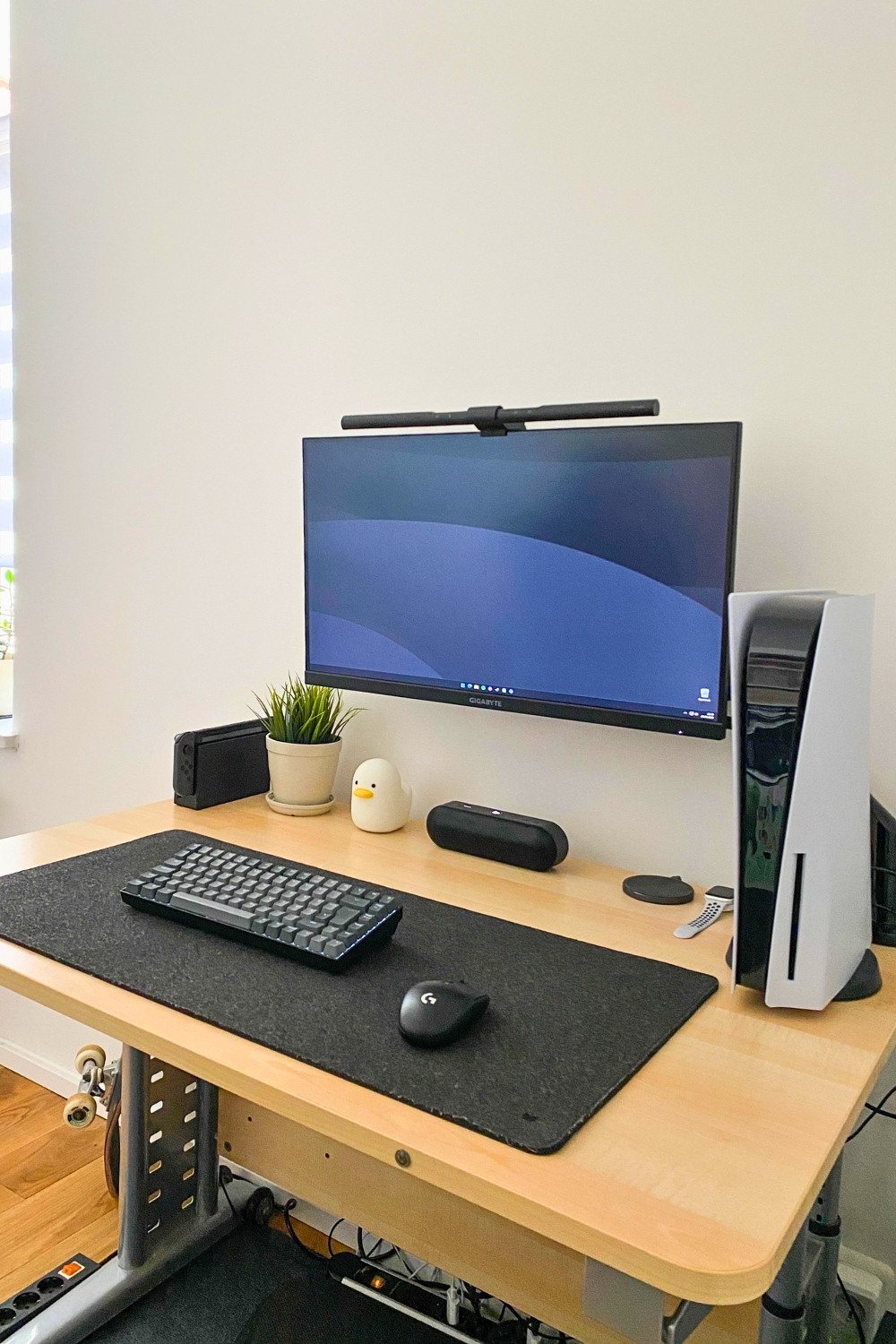 Compact Black And Wood PS5 Setup With Cute Minimal Aesthetic